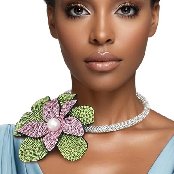 Radiant Bloom: Handcrafted AKA Brilliance Flower Choker Necklace - Picture 1 of 3